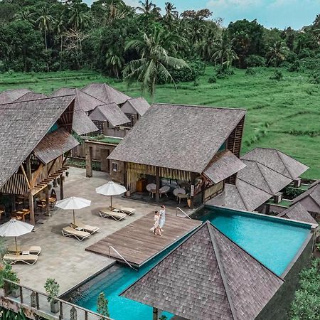 Tejaprana Bisma - Chse Certified Hotell Ubud Exteriör bild The resort's main pool