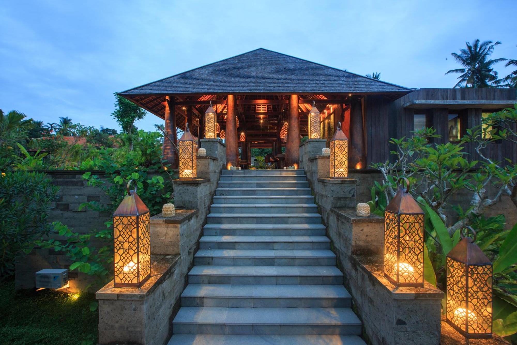 Tejaprana Bisma - Chse Certified Hotell Ubud Exteriör bild Entrance to the resort